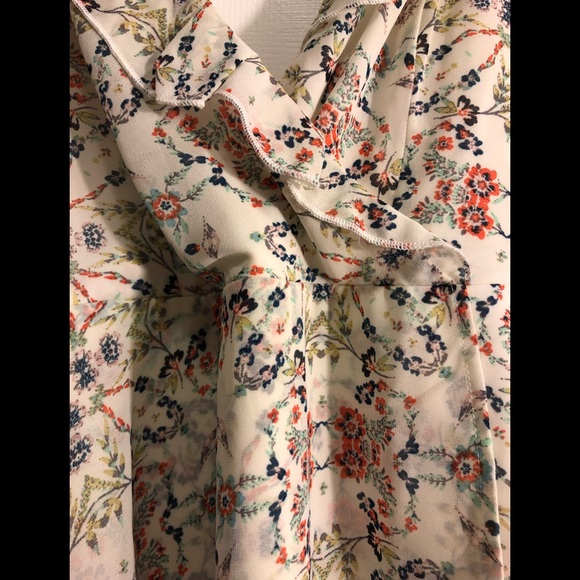 **❣️SOLD❣️**🆕NWT Speechless Chiffon Floral Sz L - Picture 3 of 5